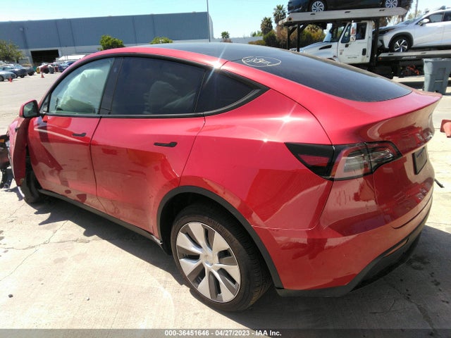 7SAYGDEE5PF688568 Tesla Model Y Long Range