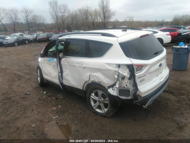 1FMCU0GX9EUC92604 Ford ESCAPE SE