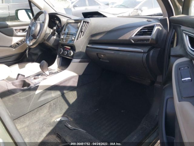 JF2SKAGC9KH408009 Subaru Forester Premium