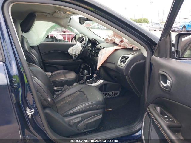 3C4NJDBB6JT261839 Jeep Compass Latitude