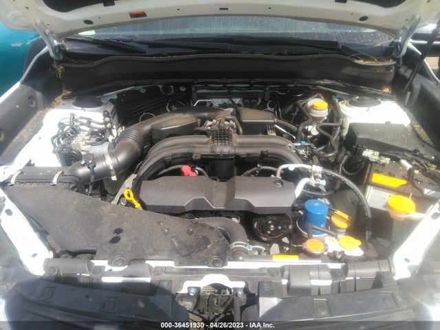 JF2SJAWC9JH480928 Subaru Forester Touring