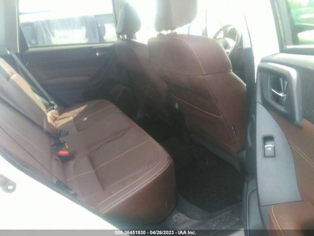 JF2SJAWC9JH480928 Subaru Forester Touring