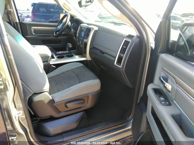 2013 RAM 1500 SLT VIN: 1C6RR6GT5DS501158