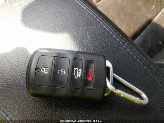 KNALN4D71E5156455 KIA Cadenza Premium
