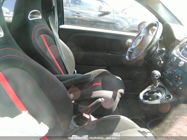 2017 Fiat 500, VIN: 3C3CFFFH2HT515421