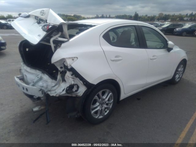 3MYDLBZV3GY136286 Scion IA