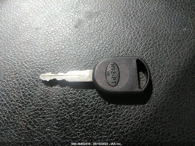 2005 FORD F-150 XLT/FX4/LARIAT/XL VIN: 1FTPX145X5FB36887