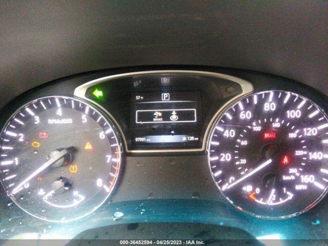 5N1DR2MN7JC675235 Nissan Pathfinder Sv