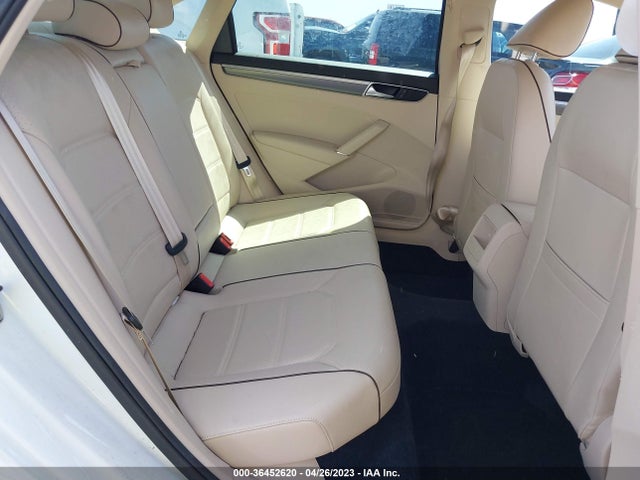 1VWDT7A32HC055258 Volkswagen Passat R-line W/comfort Pkg