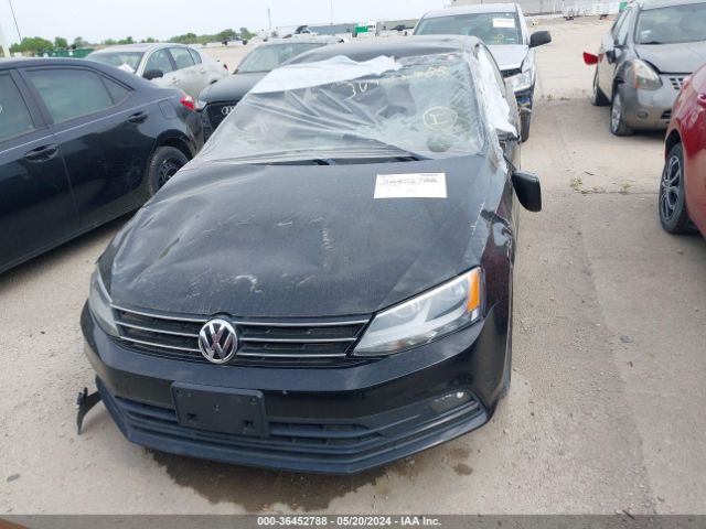 3VWD17AJ3GM217268 Volkswagen Jetta 1.8t Sport