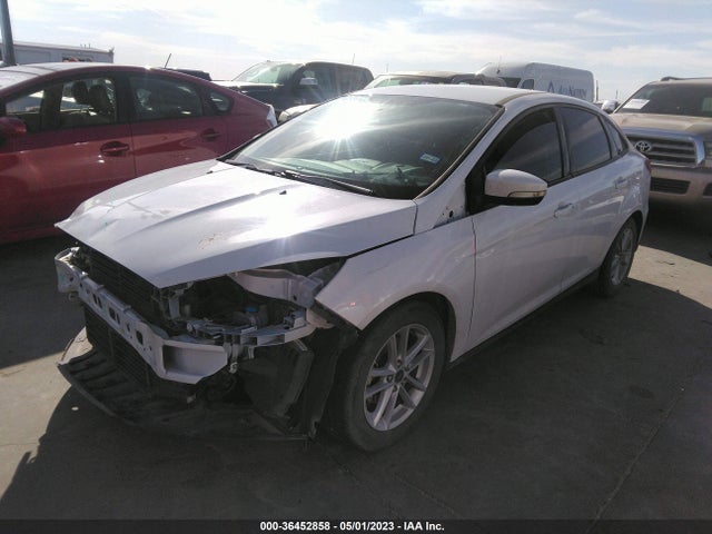 Ford FOCUS SE 2017 1FADP3F28HL332792 Image 2