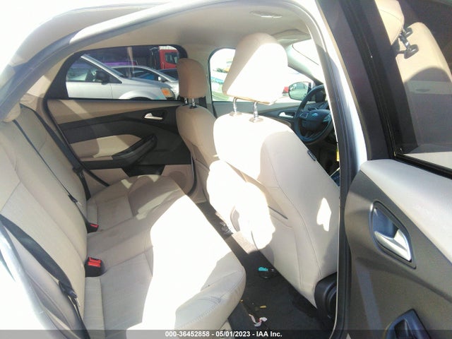 Ford FOCUS SE 2017 1FADP3F28HL332792 Image 10