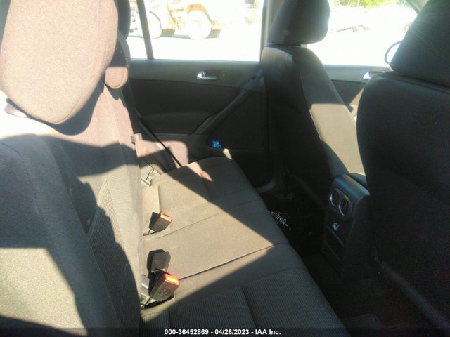 WVGBV7AX5JK003251 Volkswagen TIGUAN LIMITED