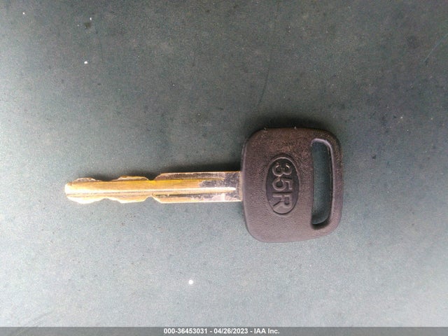 2000 TOYOTA TACOMA VIN: 5TEVL52N4YZ709044