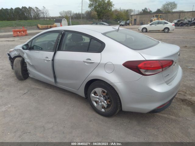 3KPFK4A71HE028979 KIA FORTE LX