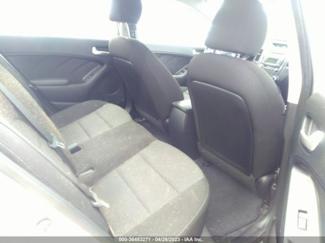 3KPFK4A71HE028979 KIA FORTE LX