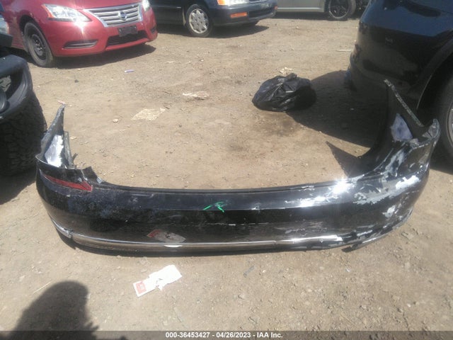 1VWAA7A33JC018377 Volkswagen Passat 2.0t S/r-line
