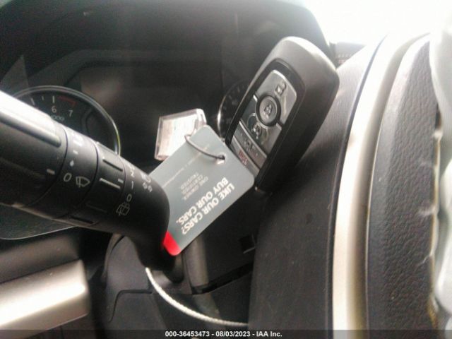 1FMJU1JT5NEA67318 Ford Expedition Xlt