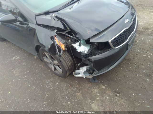 3KPFL4A77JE246718 KIA FORTE S