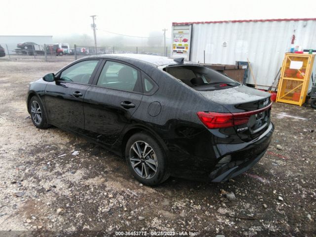 3KPF24AD4NE455784 KIA Forte Lxs