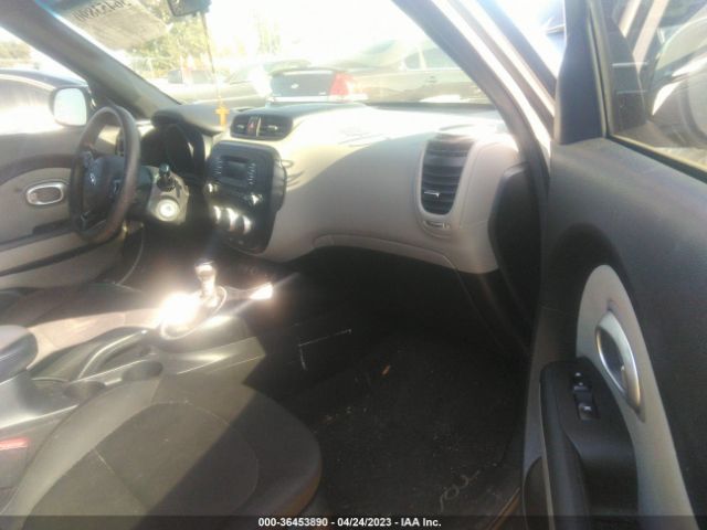 KNDJN2A21E7083552 KIA Soul Base