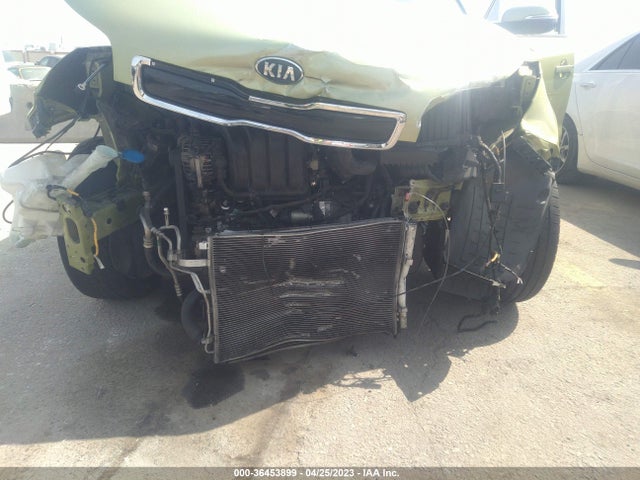 KIA SOUL + 2014 KNDJP3A54E7039636 Image 8