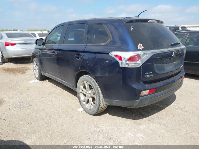 JA4AD3A38EZ018259 Mitsubishi Outlander Se