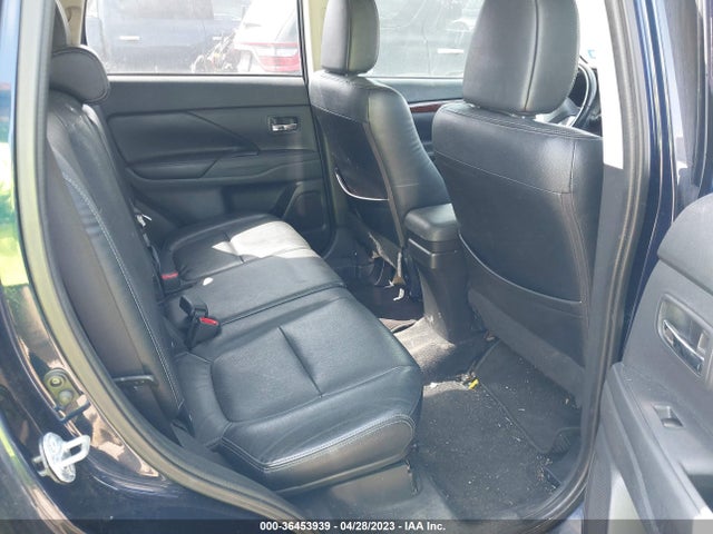 JA4AD3A38EZ018259 Mitsubishi Outlander Se