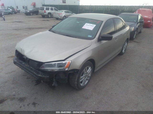 3VW1K7AJ8FM231097 Volkswagen Jetta Sedan 2.0l S