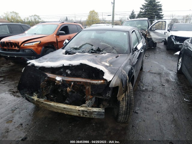 2C3CCAKG5EH186338 Chrysler 300 300c