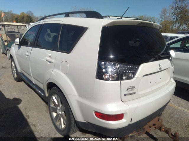 2011 MITSUBISHI OUTLANDER SE VIN: JA4JT3AW0BU023008