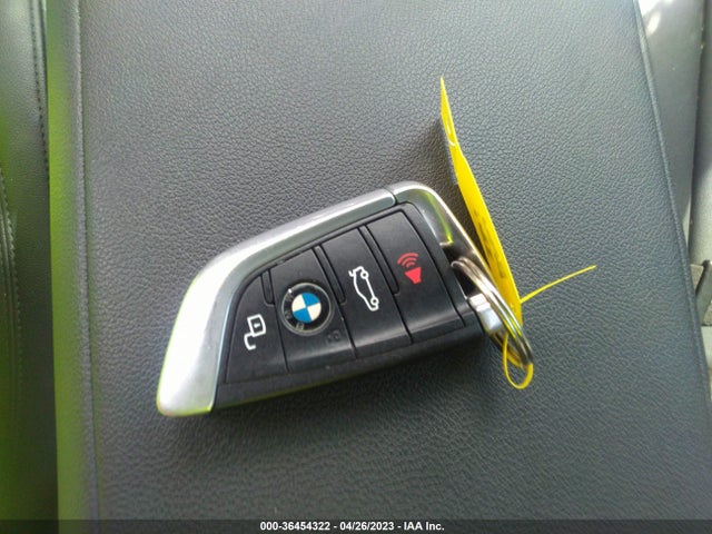 BMW 3 Series 330i 2019 WBA5R1C52KAE82122 Image 11