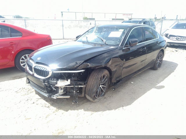 BMW 3 Series 330i 2019 WBA5R1C52KAE82122 Image 2