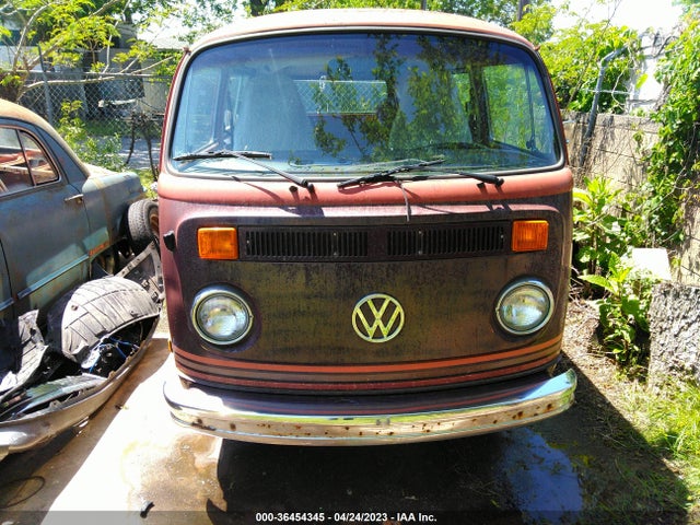 1978 VOLKSWAGEN BUS VIN: 2282109025