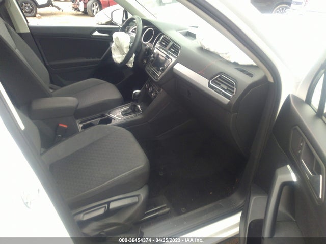 3VV1B7AX1KM194252 Volkswagen TIGUAN S