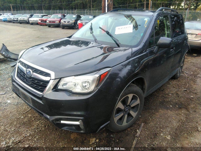 Subaru Forester Premium 2018 JF2SJAGC8JH523007 Image 2