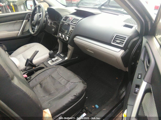 Subaru Forester Premium 2018 JF2SJAGC8JH523007 Image 5