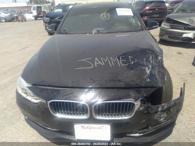 WBA8E1C52JA177885 BMW 3 Series 330e Iperformance