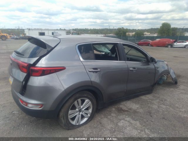 KNDPMCAC2J7351496 KIA Sportage Lx