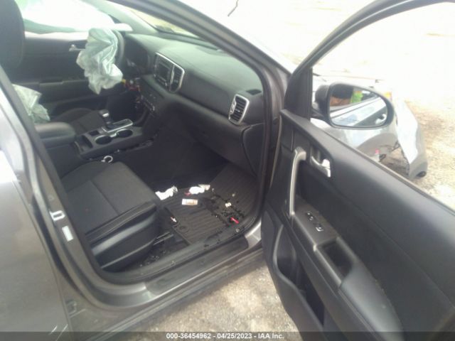 KNDPMCAC2J7351496 KIA Sportage Lx