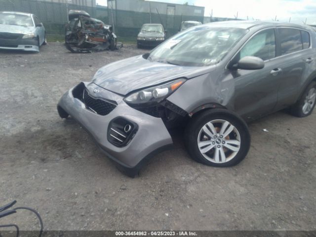KNDPMCAC2J7351496 KIA Sportage Lx