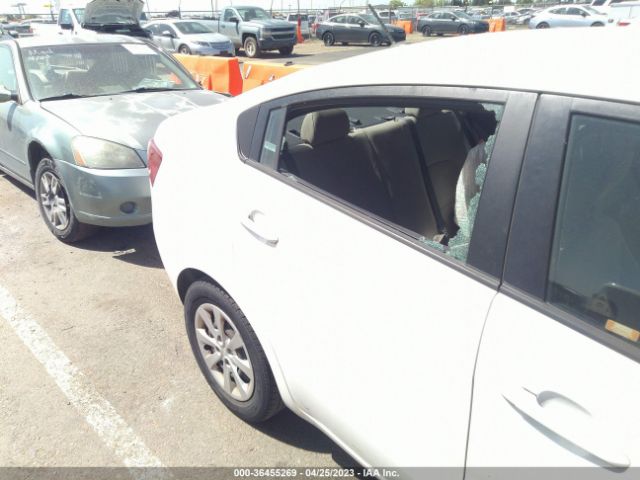 KNADM4A38E6351035 KIA RIO LX