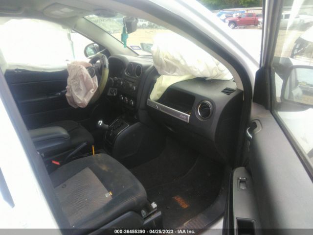 1C4NJCBA3HD146326 Jeep Compass Sport