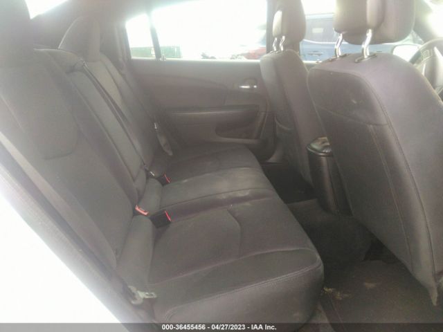 1C3CCBAB6EN207569 Chrysler 200 LX
