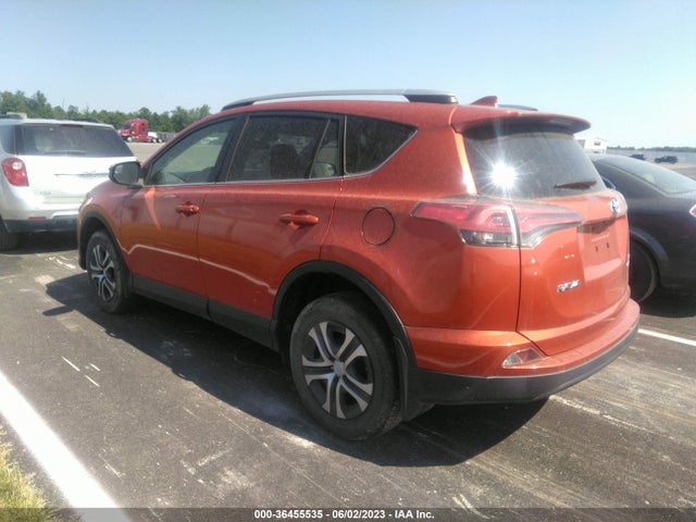 Toyota RAV4 LE 2016 JTMBFREV0GD195701 Image 3
