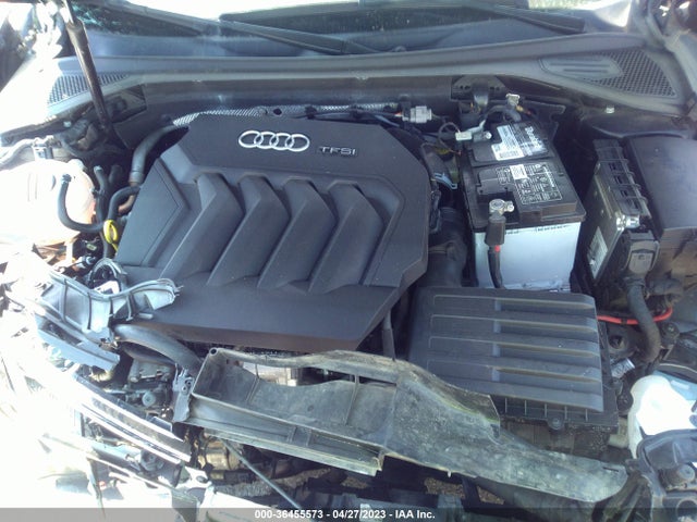 WAUAUGFF9H1044109 Audi A3 Sedan Premium
