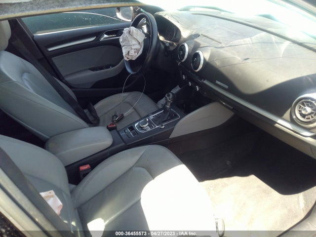 WAUAUGFF9H1044109 Audi A3 Sedan Premium
