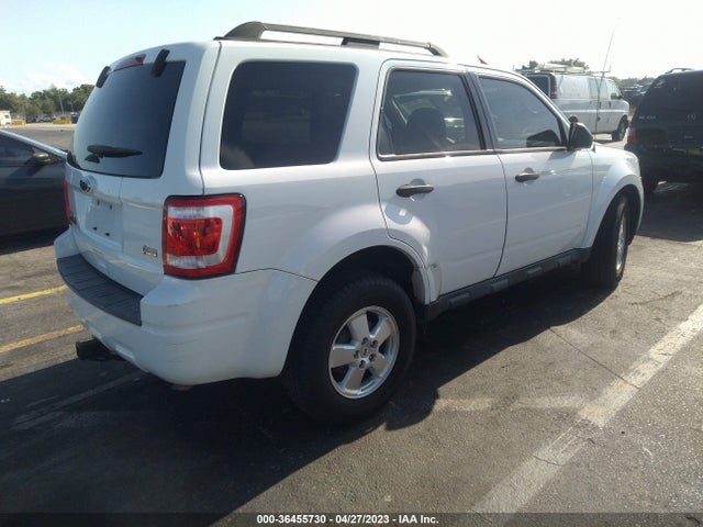2011 FORD ESCAPE XLT VIN: 1FMCU9DG9BKB99176