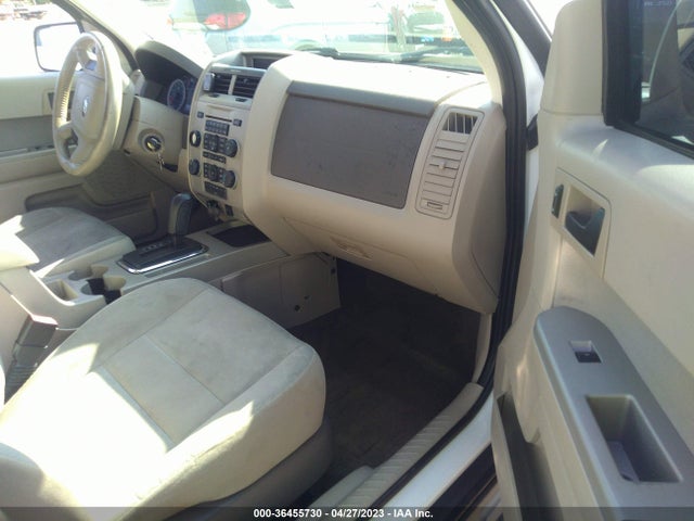 2011 FORD ESCAPE XLT VIN: 1FMCU9DG9BKB99176
