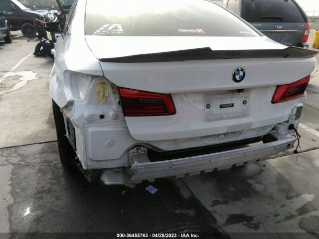 WBAJA9C54JB033602 BMW 5 Series 530e Iperformance